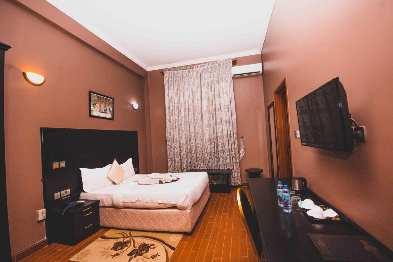 Panone Hotels - King'Ori Kilimanjaro Airport Моши Экстерьер фото