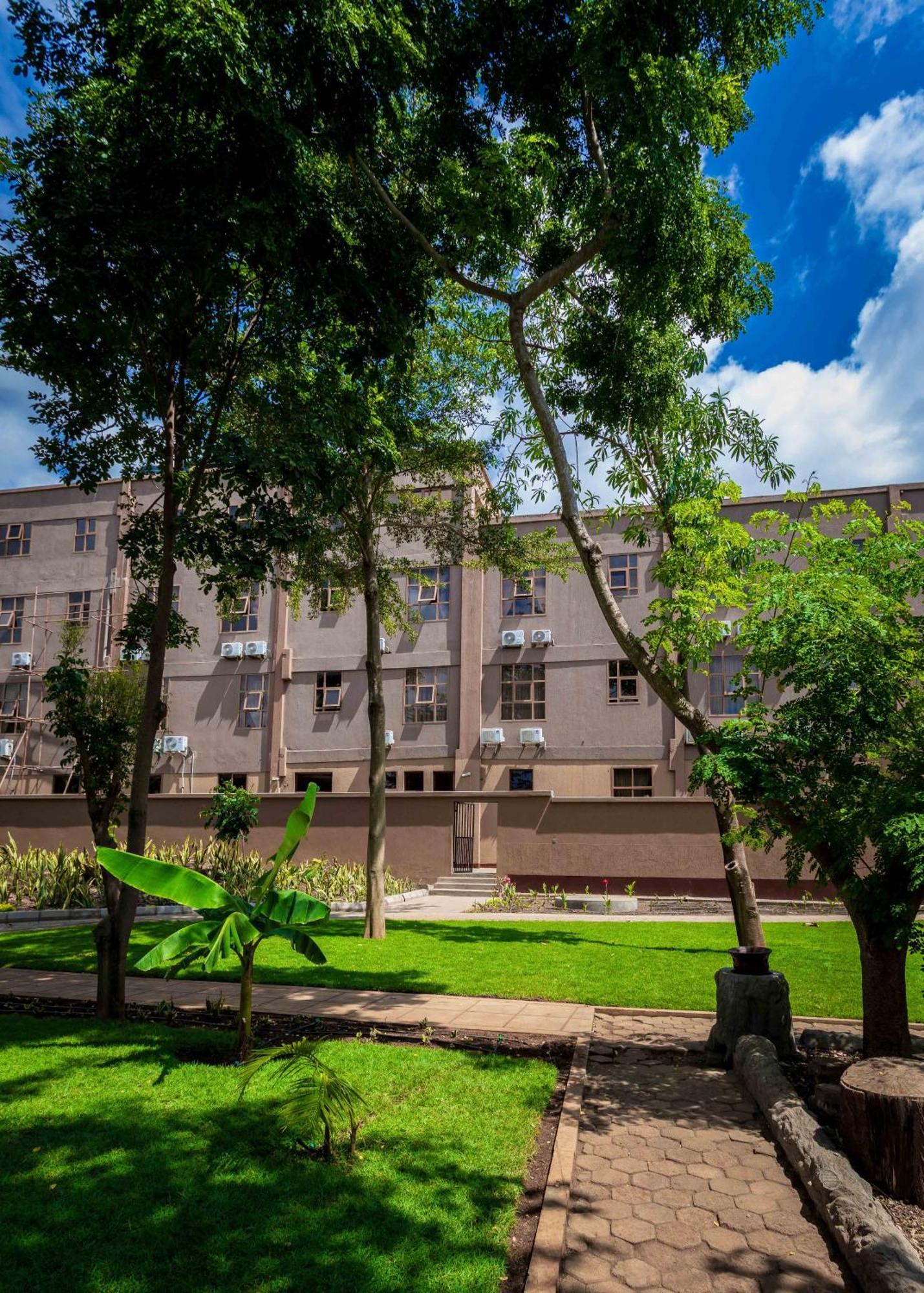 Panone Hotels - King'Ori Kilimanjaro Airport Моши Экстерьер фото
